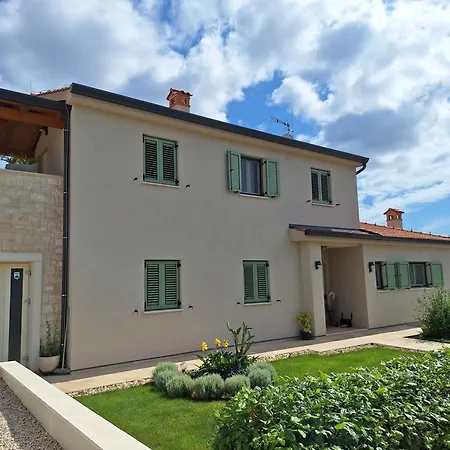 Ferienresidenz Lavandula Daire *